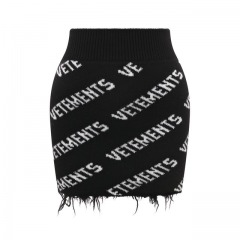 Шерстяная юбка VETEMENTS